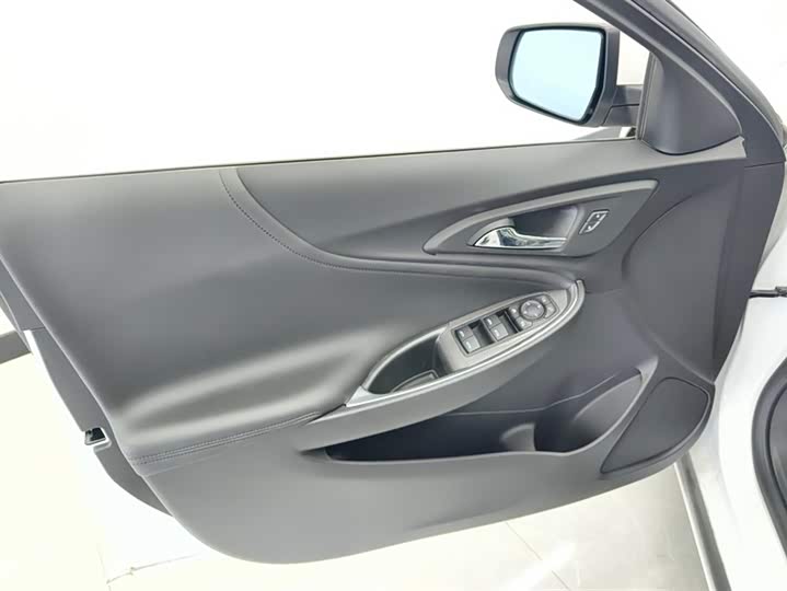 Фото 7 - Chevrolet Malibu XL