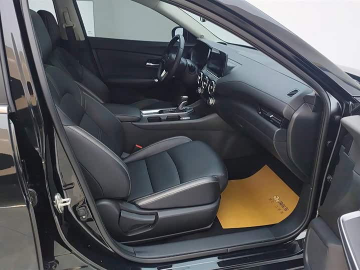 Фото 8 - Nissan Sylphy