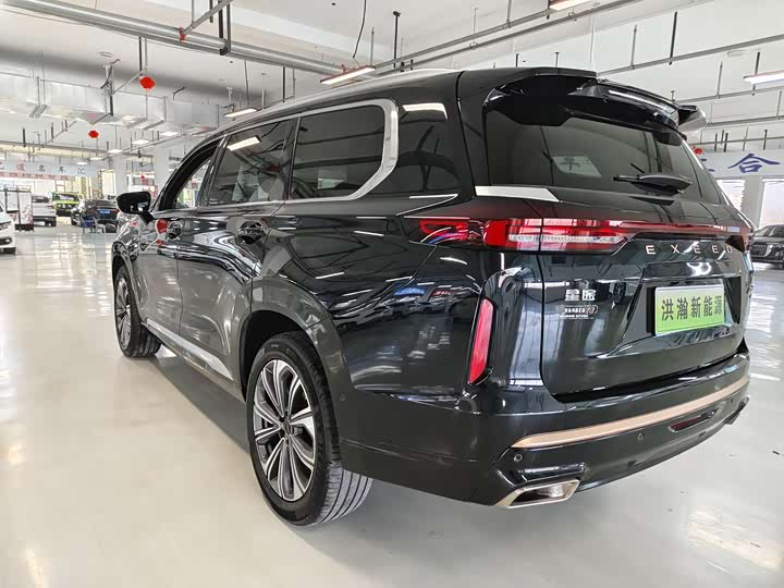 Фото 6 - Exeed VX