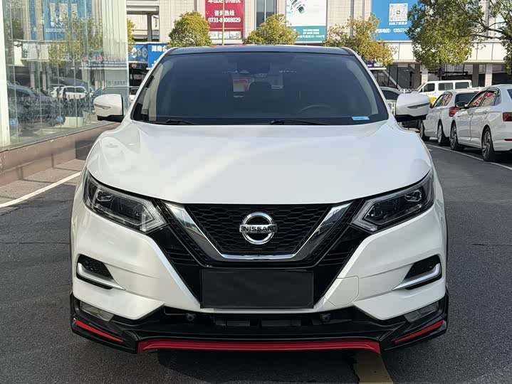 Фото 3 - Nissan Qashqai