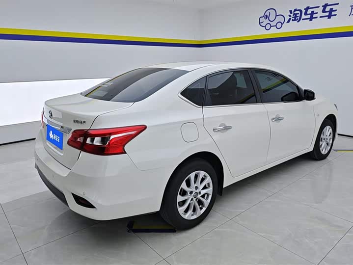 Фото 3 - Nissan Sylphy