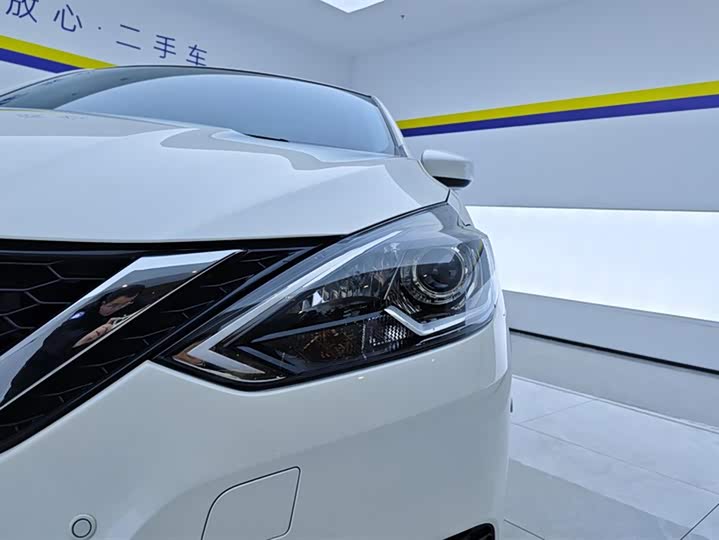 Фото 5 - Nissan Sylphy