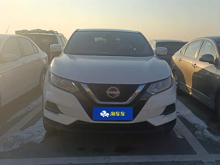 Фото 2 - Nissan Qashqai