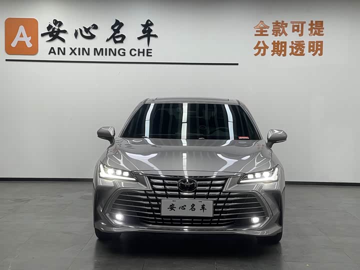 Фото 2 - Toyota Avalon