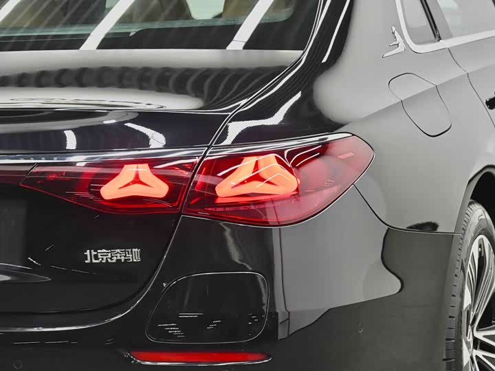 Фото 4 - Mercedes-Benz E-Class Hybrid