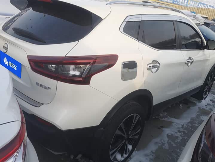 Фото 3 - Nissan Qashqai