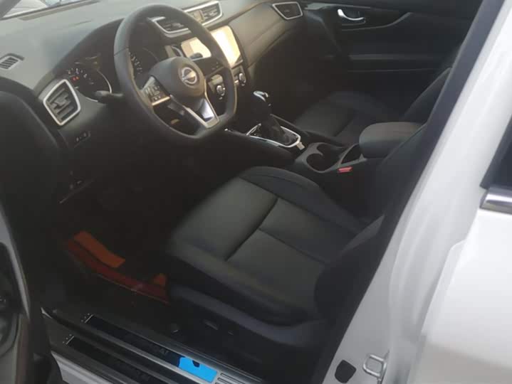 Фото 9 - Nissan Qashqai