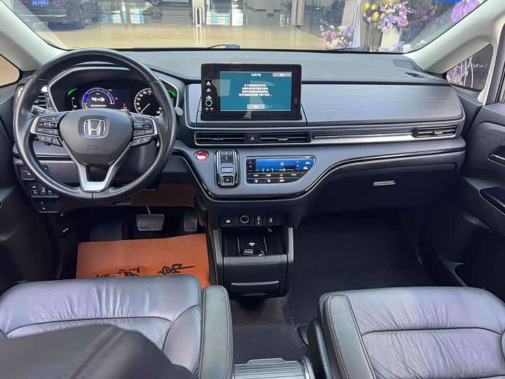 Фото 8 - Honda Elysion