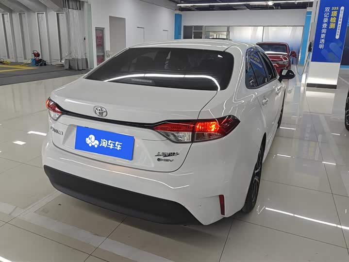 Фото 3 - Toyota Levin