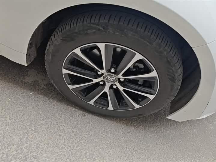 Фото 6 - Toyota Levin