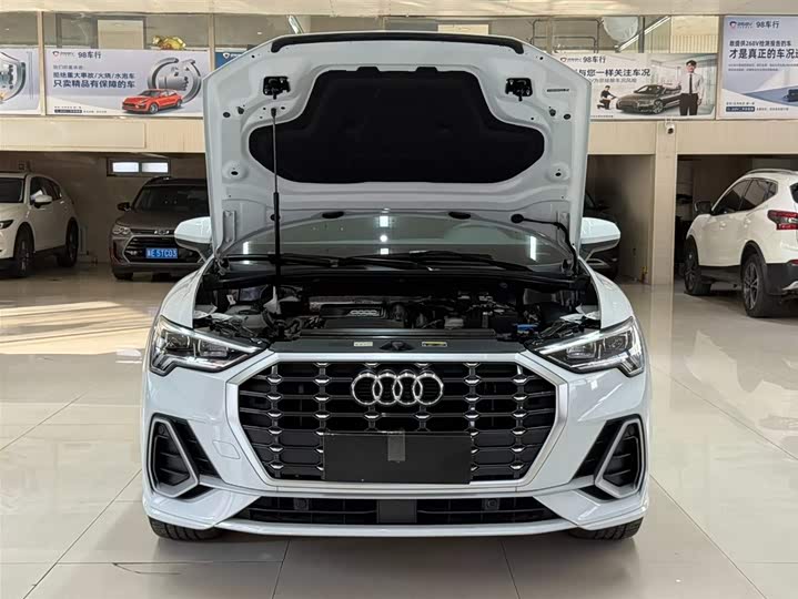 Фото 5 - Audi Q3