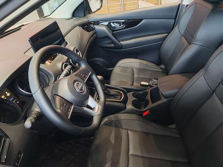 Фото 8 - Nissan Qashqai