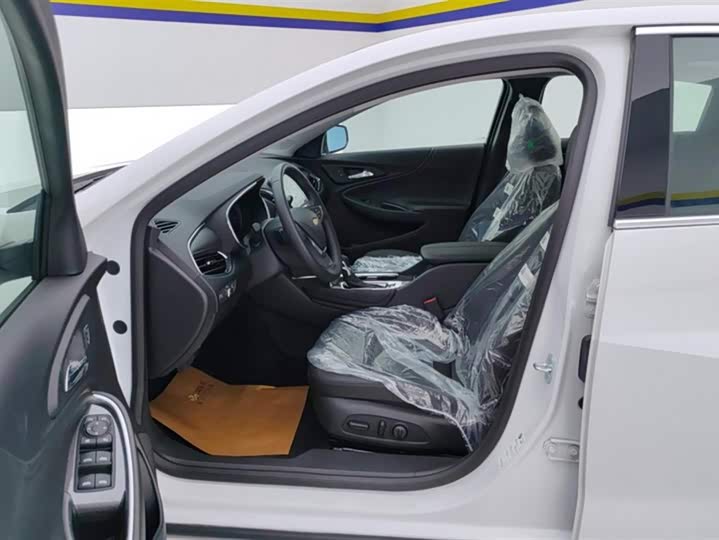 Фото 8 - Chevrolet Malibu XL