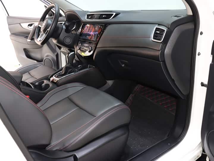 Фото 8 - Nissan Qashqai