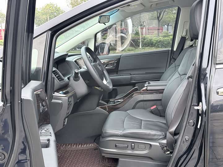 Фото 5 - Honda Odyssey