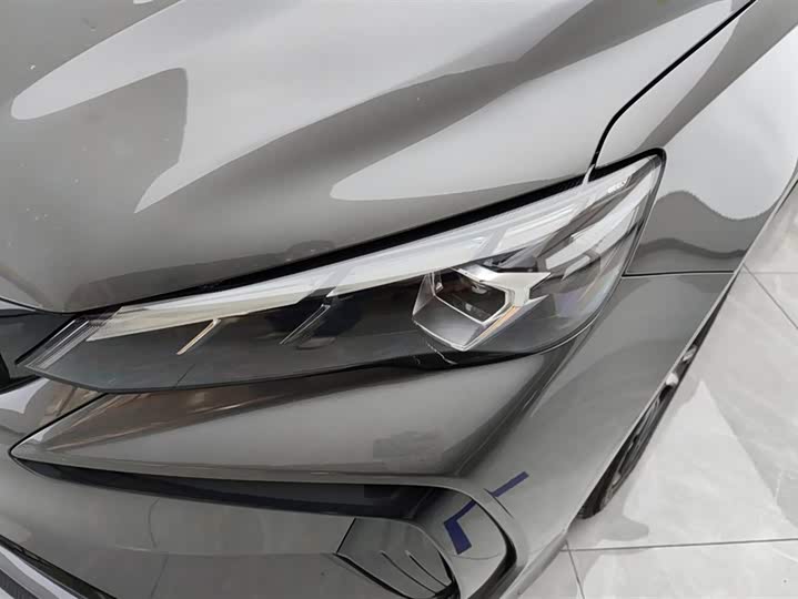 Фото 5 - Geely Binrui