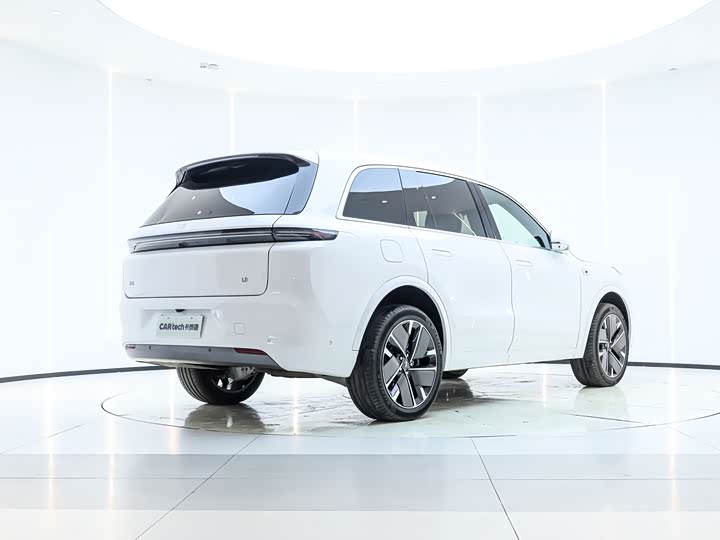 Фото 4 - LiXiang L8