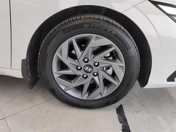 Фото 6 - Hyundai Elantra N line