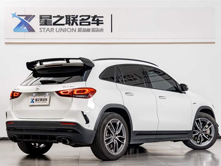 Фото 7 - Mercedes-Benz GLA-Class AMG