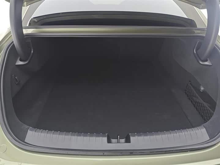 Фото 4 - Xiaomi SU7