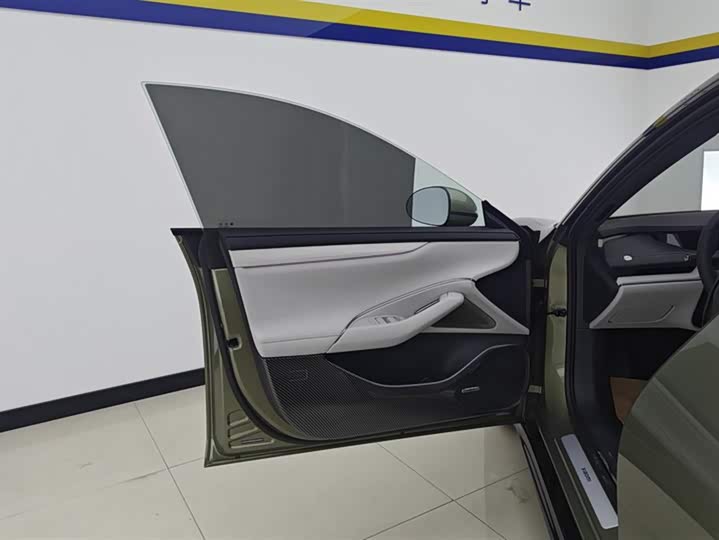 Фото 7 - Xiaomi SU7