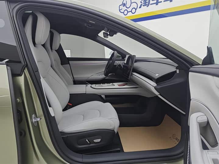 Фото 8 - Xiaomi SU7