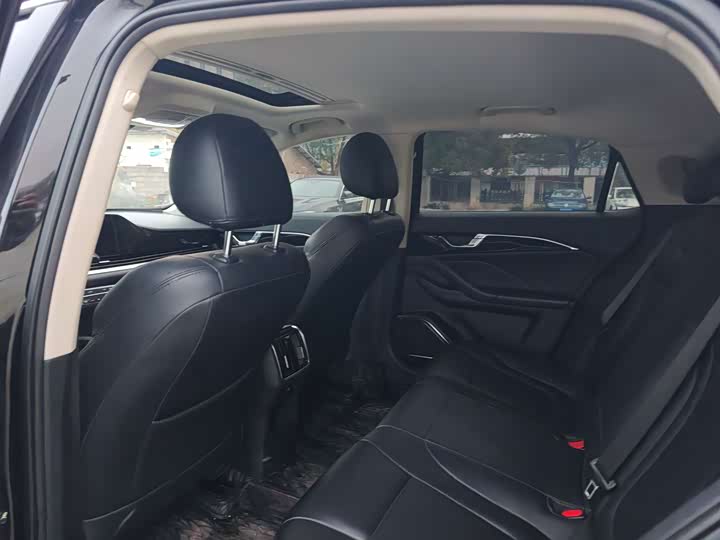 Фото 5 - Bestune B70