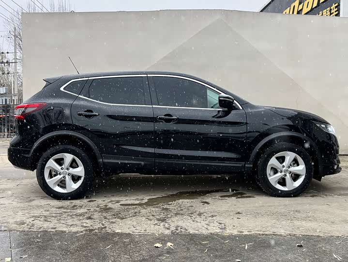 Фото 3 - Nissan Qashqai