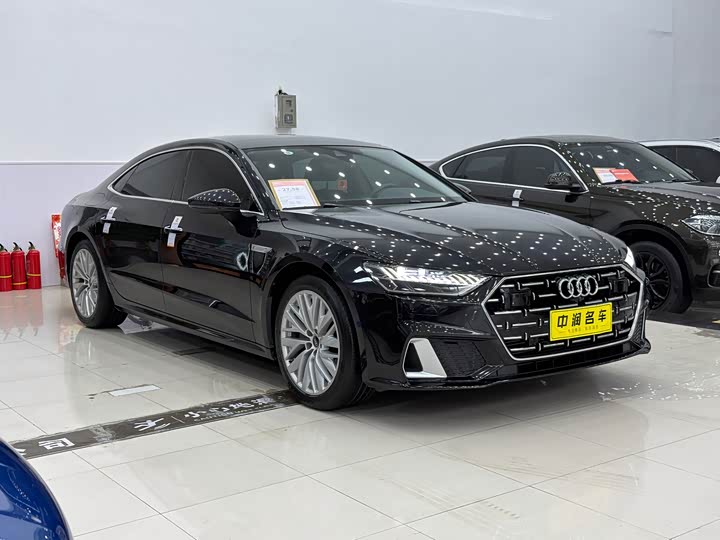 Фото 3 - Audi A7L