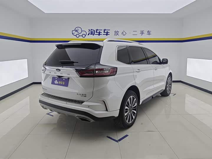 Фото 3 - Ford Edge