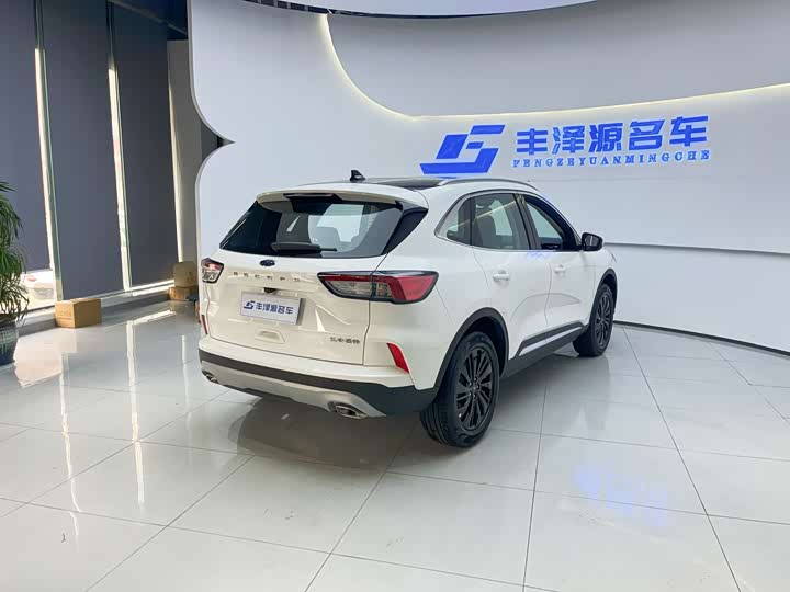 Фото 3 - Ford Escape