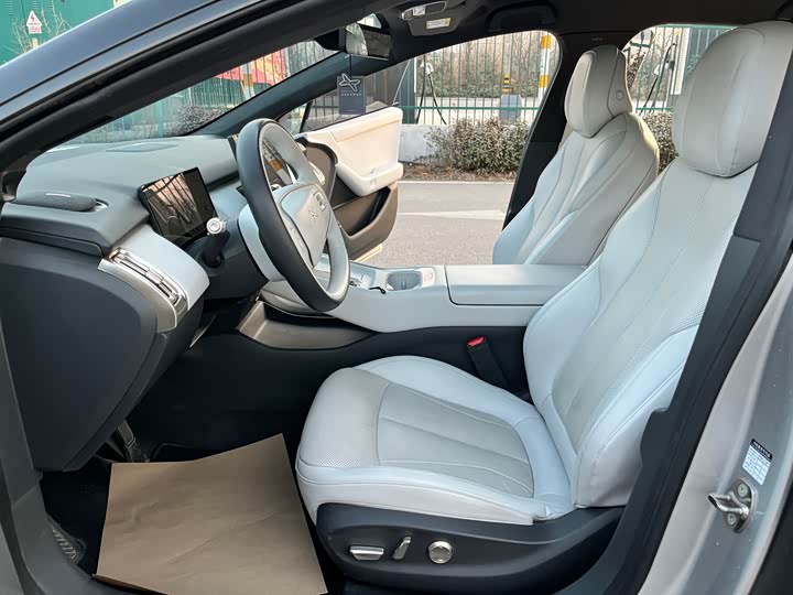 Фото 6 - XPeng F57