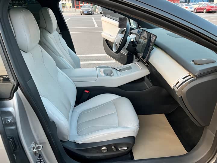 Фото 8 - XPeng F57