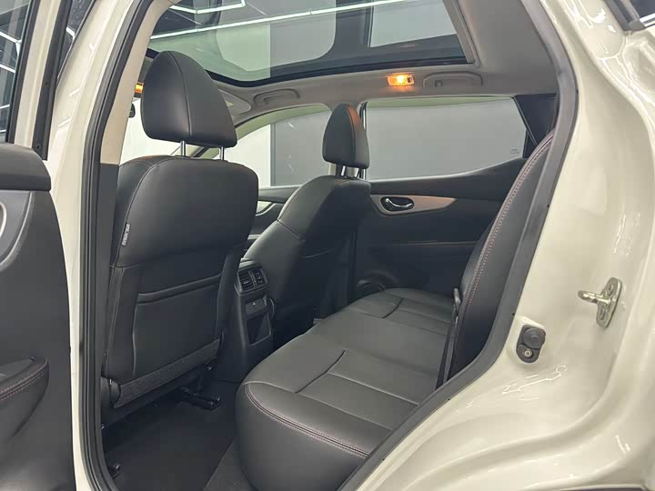 Фото 5 - Nissan Qashqai