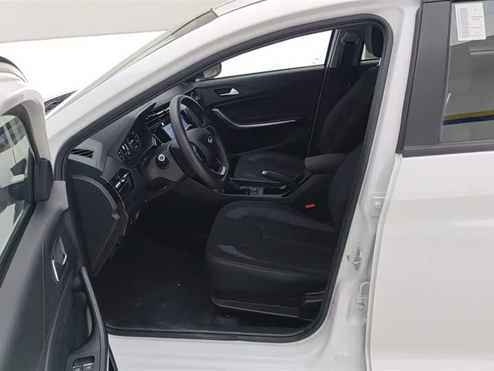 Фото 9 - Chery Tiggo 3x