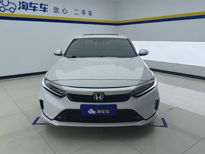 Фото 2 - Honda Inspire