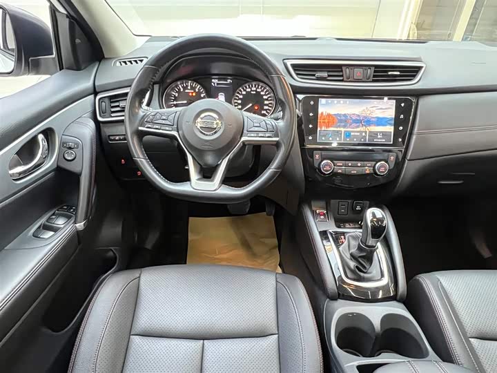 Фото 8 - Nissan Qashqai