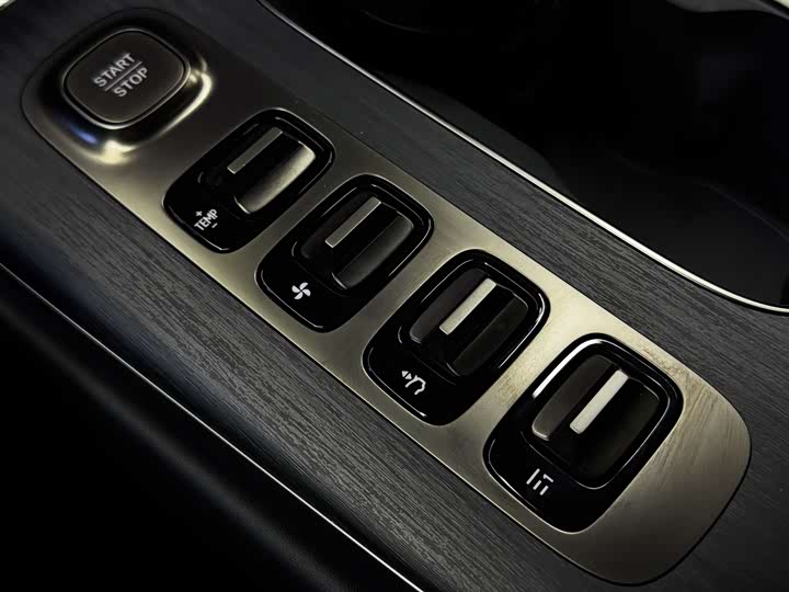 Фото 8 - Xiaomi SU7