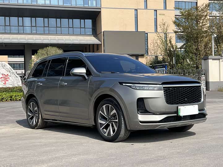 Фото 3 - LiXiang One