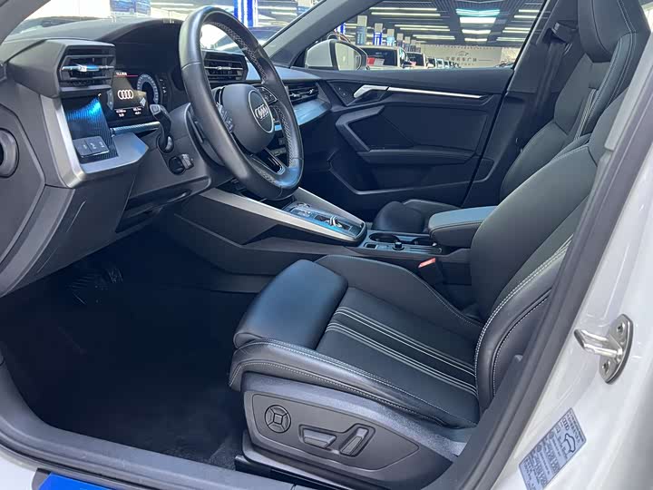 Фото 4 - Audi A3