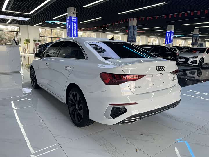 Фото 9 - Audi A3