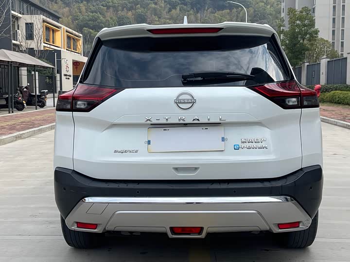 Фото 5 - Nissan X-Trail