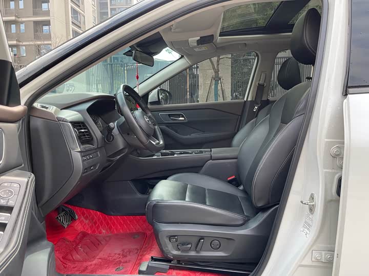 Фото 7 - Nissan X-Trail