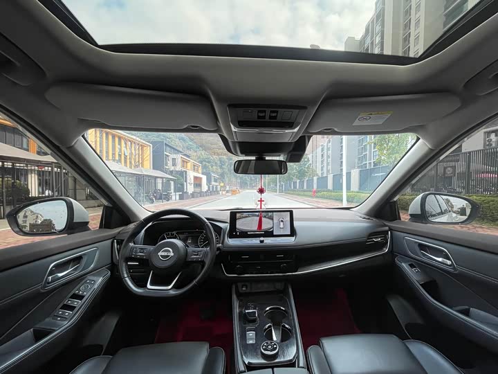 Фото 9 - Nissan X-Trail