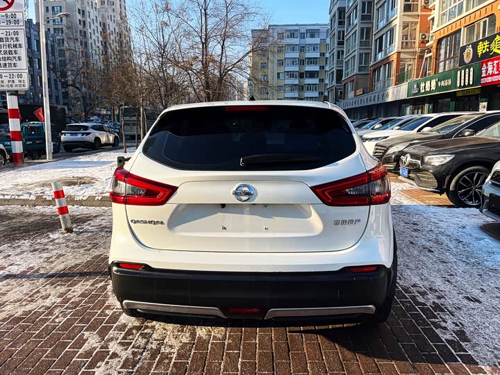 Фото 5 - Nissan Qashqai