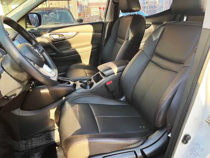 Фото 7 - Nissan Qashqai