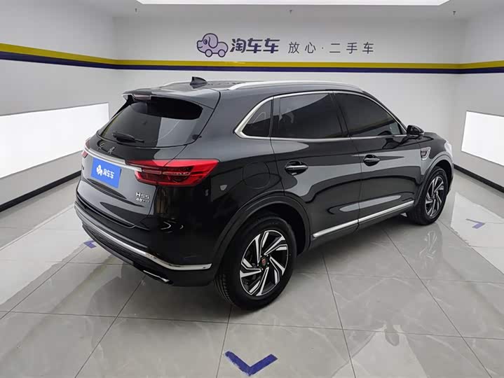 Photo 3 - Hongqi HS5