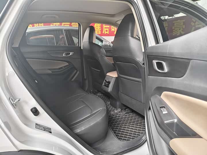 Фото 8 - Changan CS55 Plus