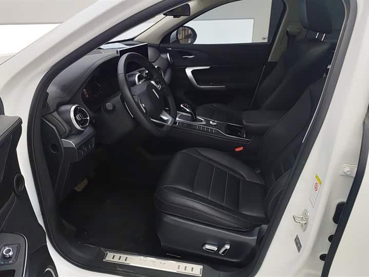 Фото 9 - Wey VV5