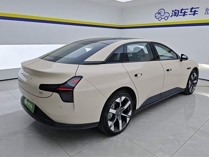 Фото 3 - XPeng Mona M03